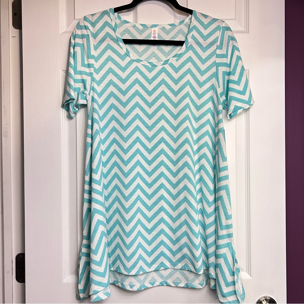LuLaRoe Perfect Tee Aqua Chevron